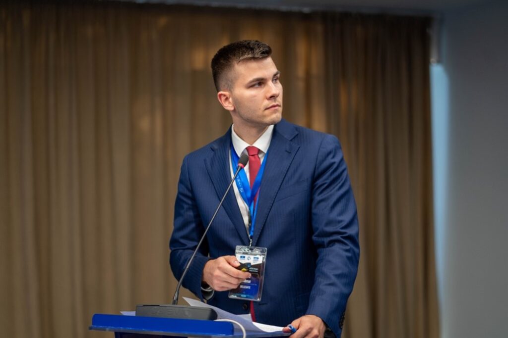 Tretji mednarodni UNESCO model – Etika uporabe umetne inteligence v izobraževanju