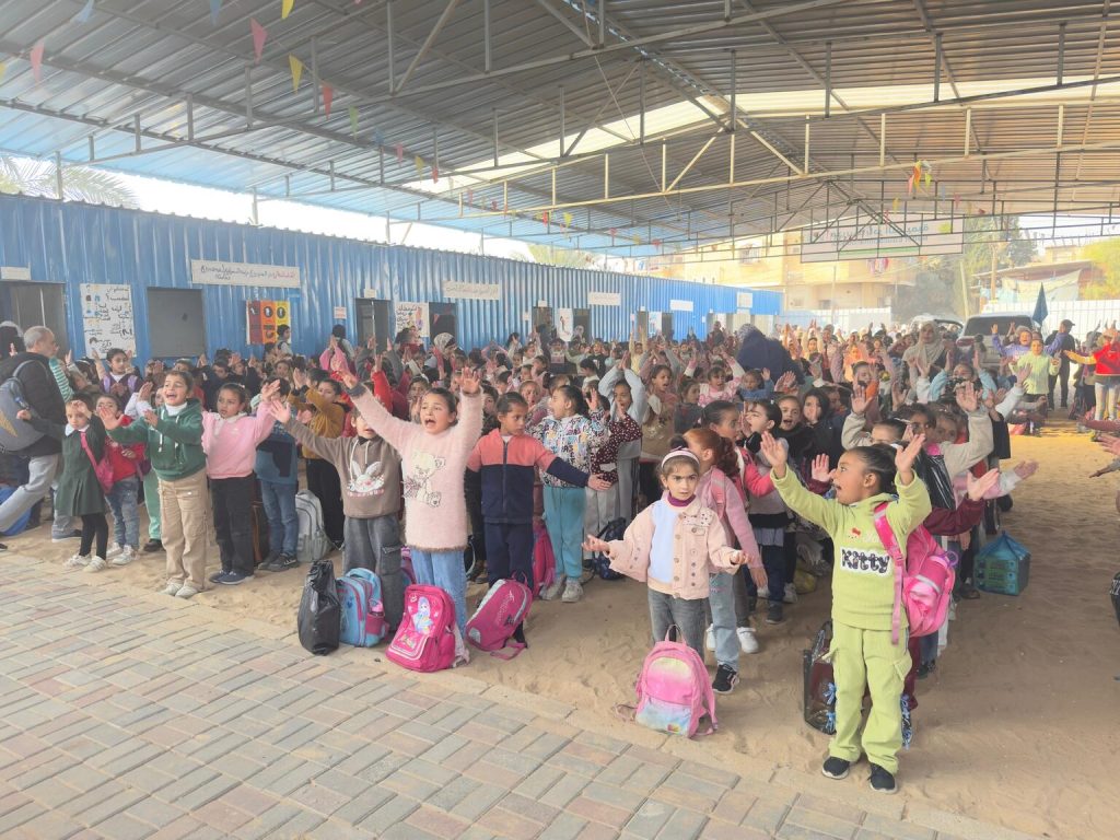 UNICEF širi program „Nazaj k učenju“ za več sto tisoč otrok