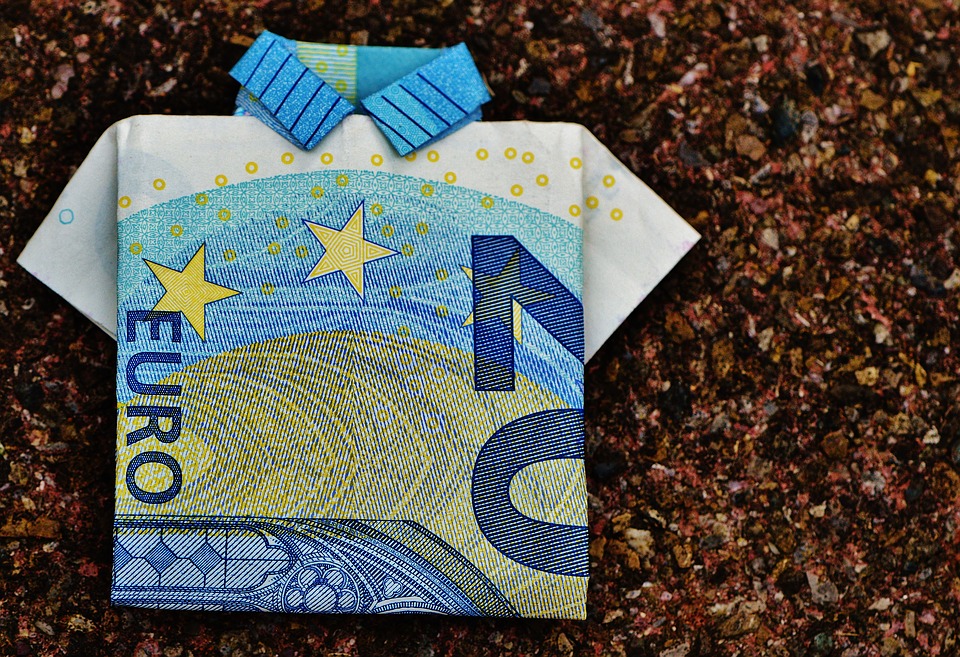 Poročilo o mladinskem delu in financiranju mladinskega sektorja na lokalni ravni