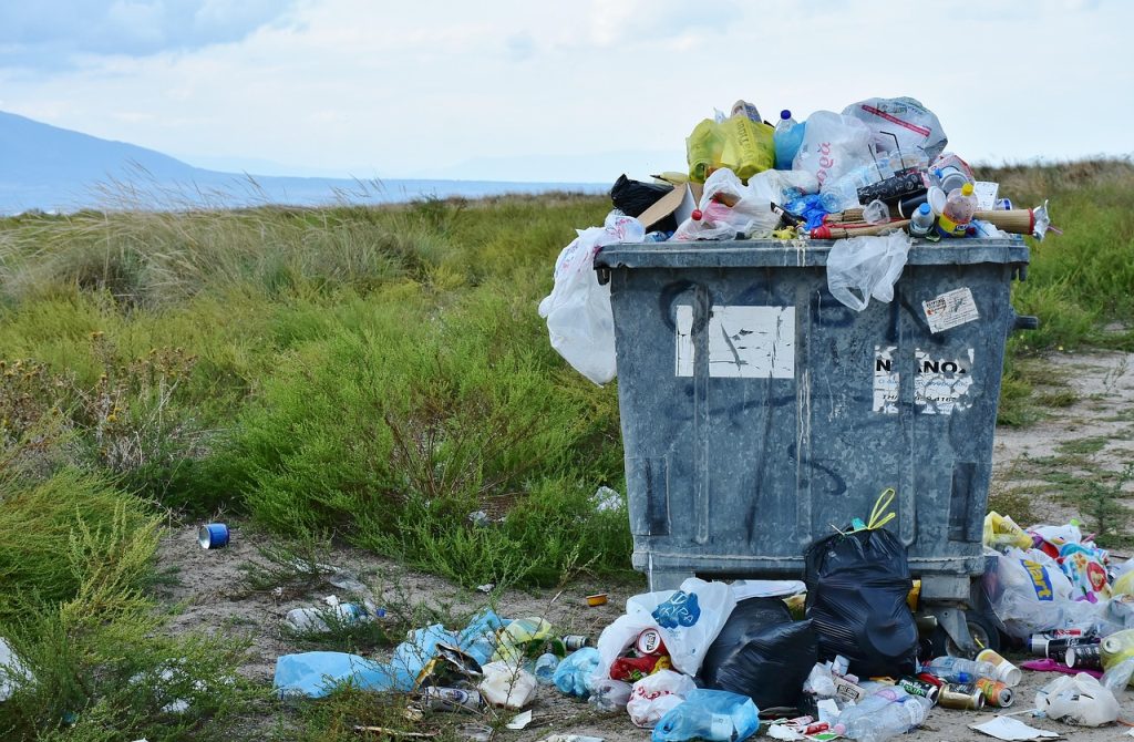 Odgovorno ravnanje z odpadki se začne tudi doma